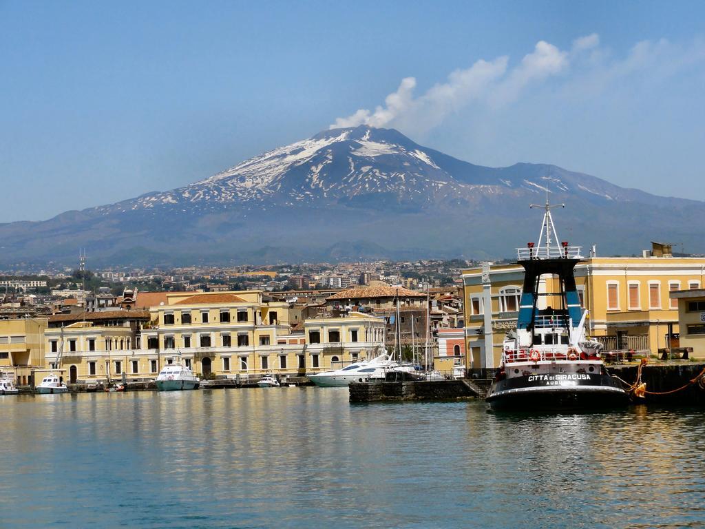 Etna Dimora Dei Saponari Villa Трекастани Екстериор снимка